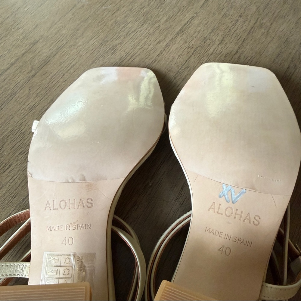 Alohas Manhattan Sandal in Cream EU 40, US 9 New without box - Picture 9 of 10